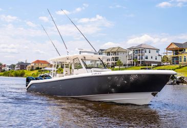 43' Everglades 2018 Yacht For Sale